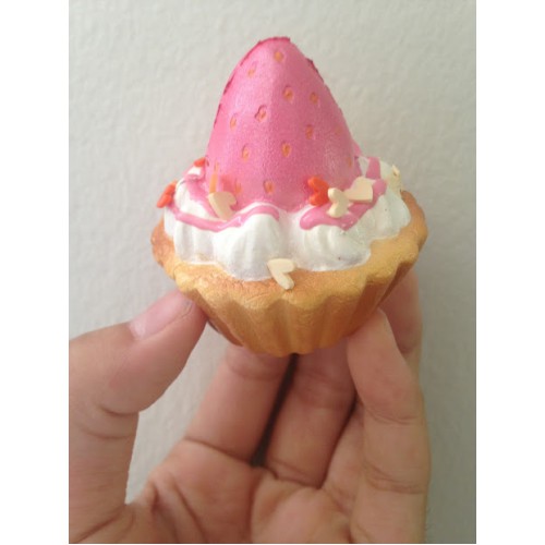 Pasddftry Pggetit Licensed Cupcake Squishy (Licensed)